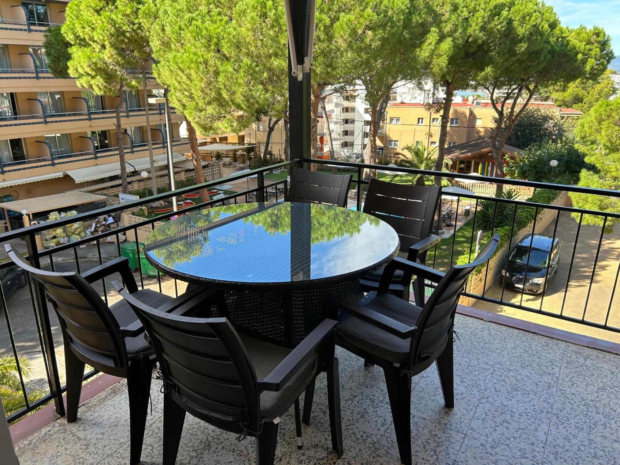 Apartamento Maya Relax Салоу Екстериор снимка